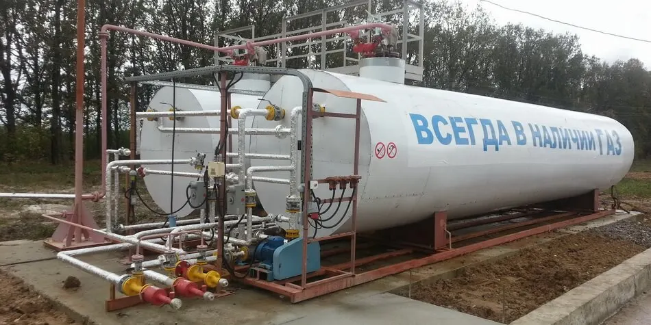 Обогрев оборудования для переработки и хранения газа